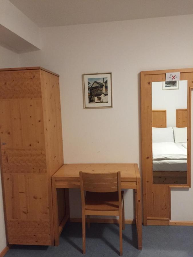 Albergo Bar Ristorante Dolomia Badia  Exteriör bild