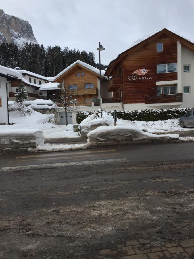 Albergo Bar Ristorante Dolomia Badia  Exteriör bild